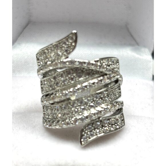 Jewelry - Rhinestone Silver Swirl Statement Ring